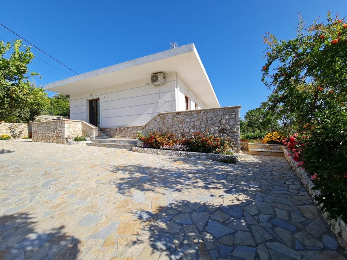 קסאמיל Guesthouse Redilka מראה חיצוני תמונה