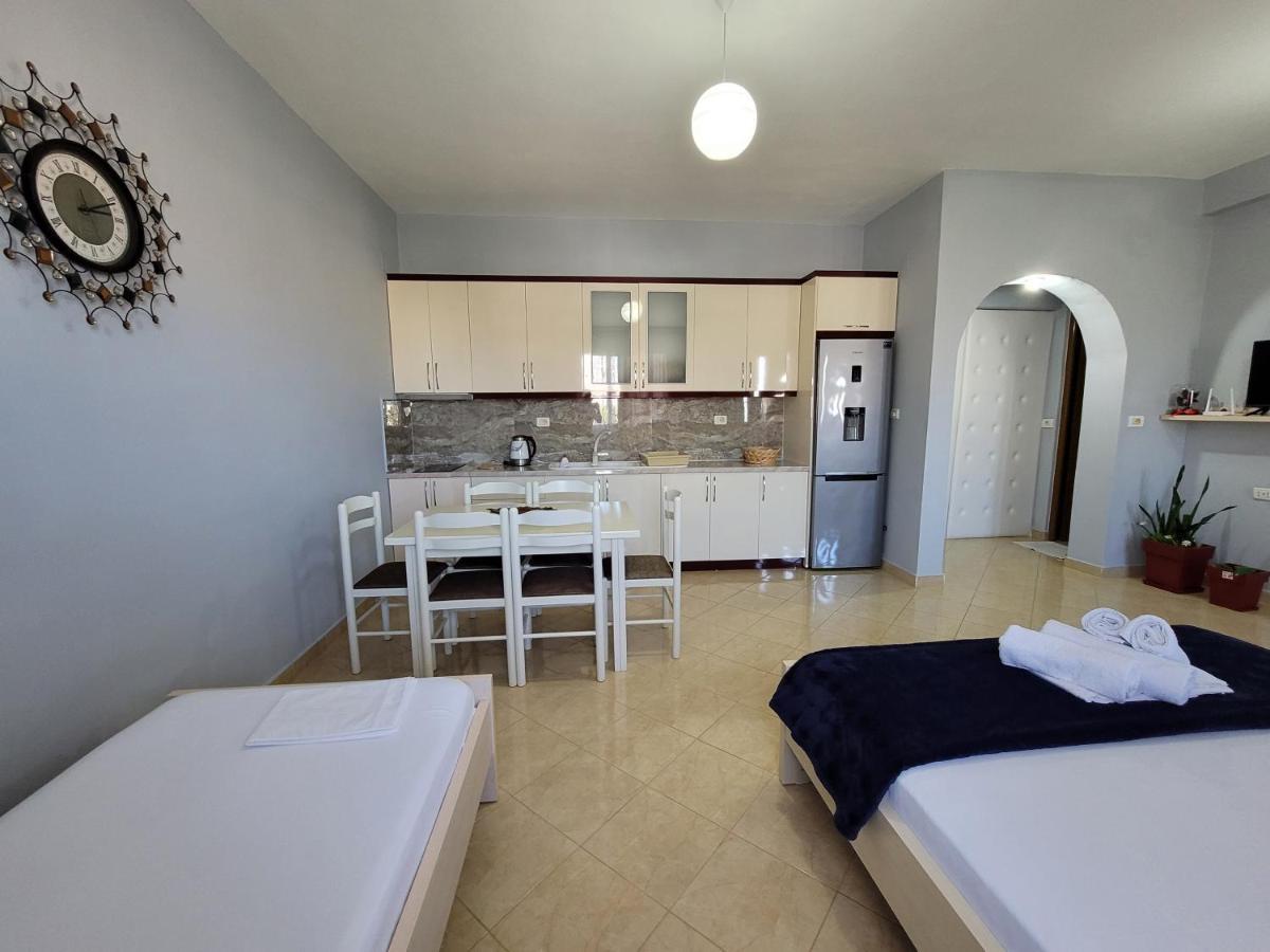 קסאמיל Guesthouse Redilka מראה חיצוני תמונה