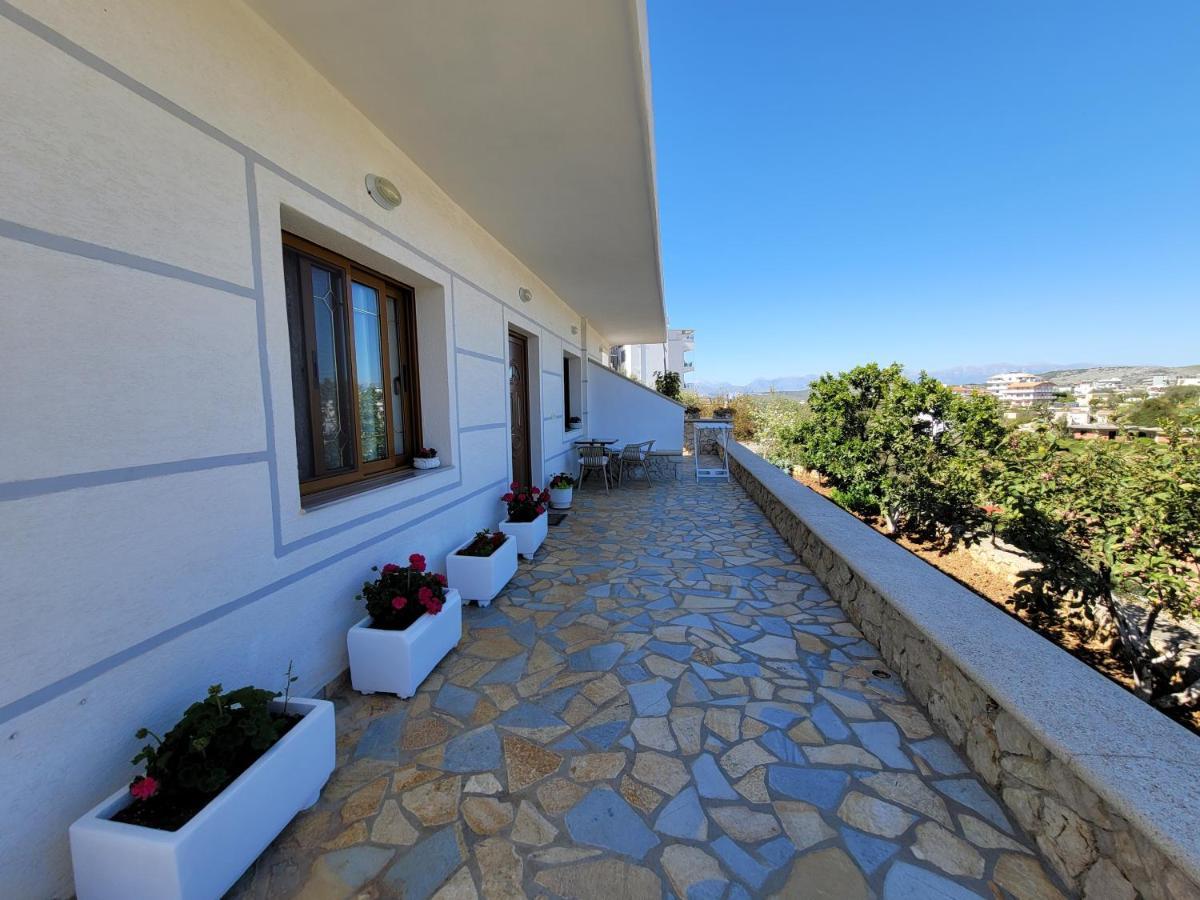 קסאמיל Guesthouse Redilka מראה חיצוני תמונה