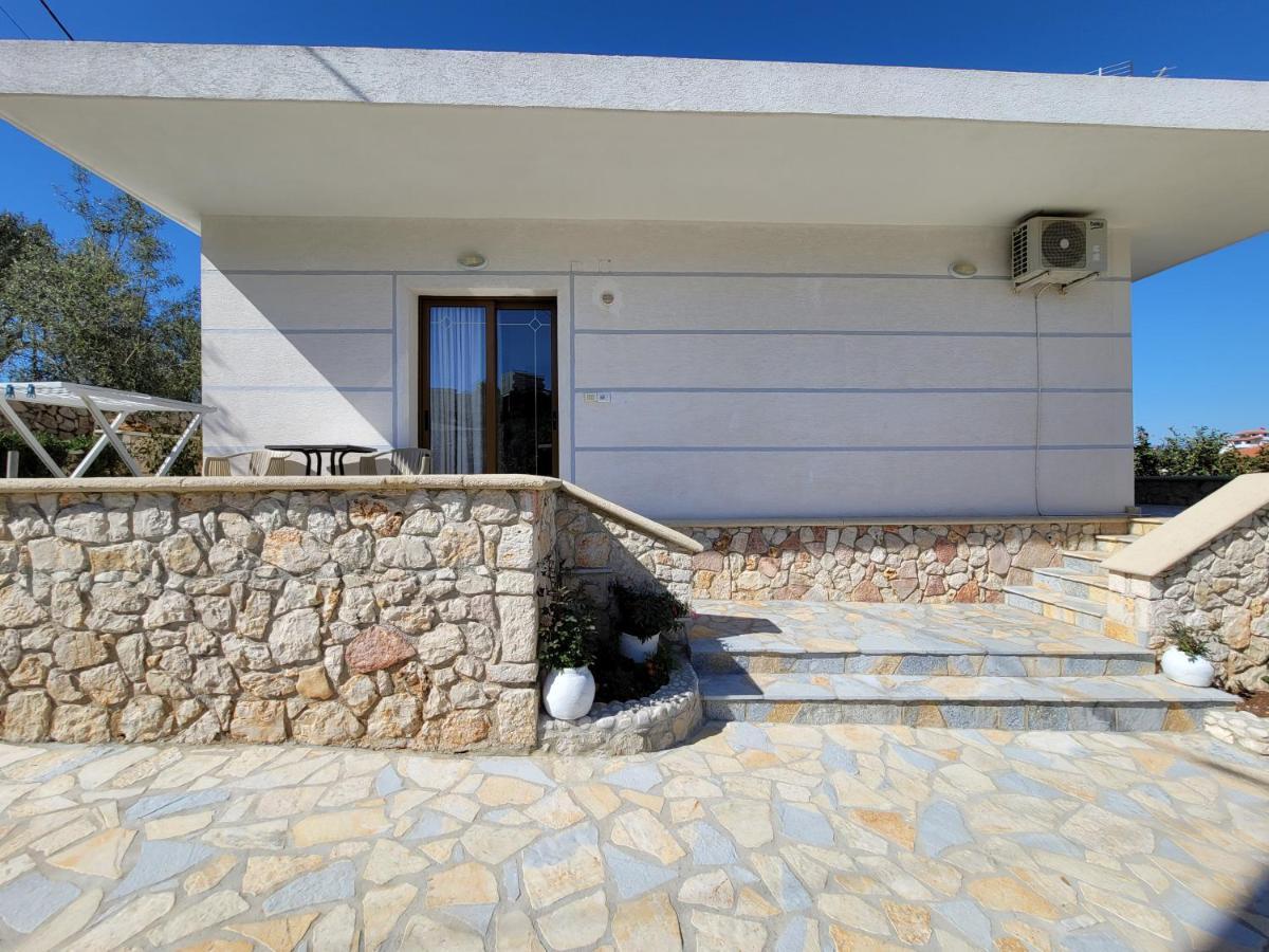 קסאמיל Guesthouse Redilka מראה חיצוני תמונה